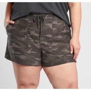 NWT Athleta Camo Farallon Shorts Comfy Drawstring Elastic‎ Pockets Soft Size 26